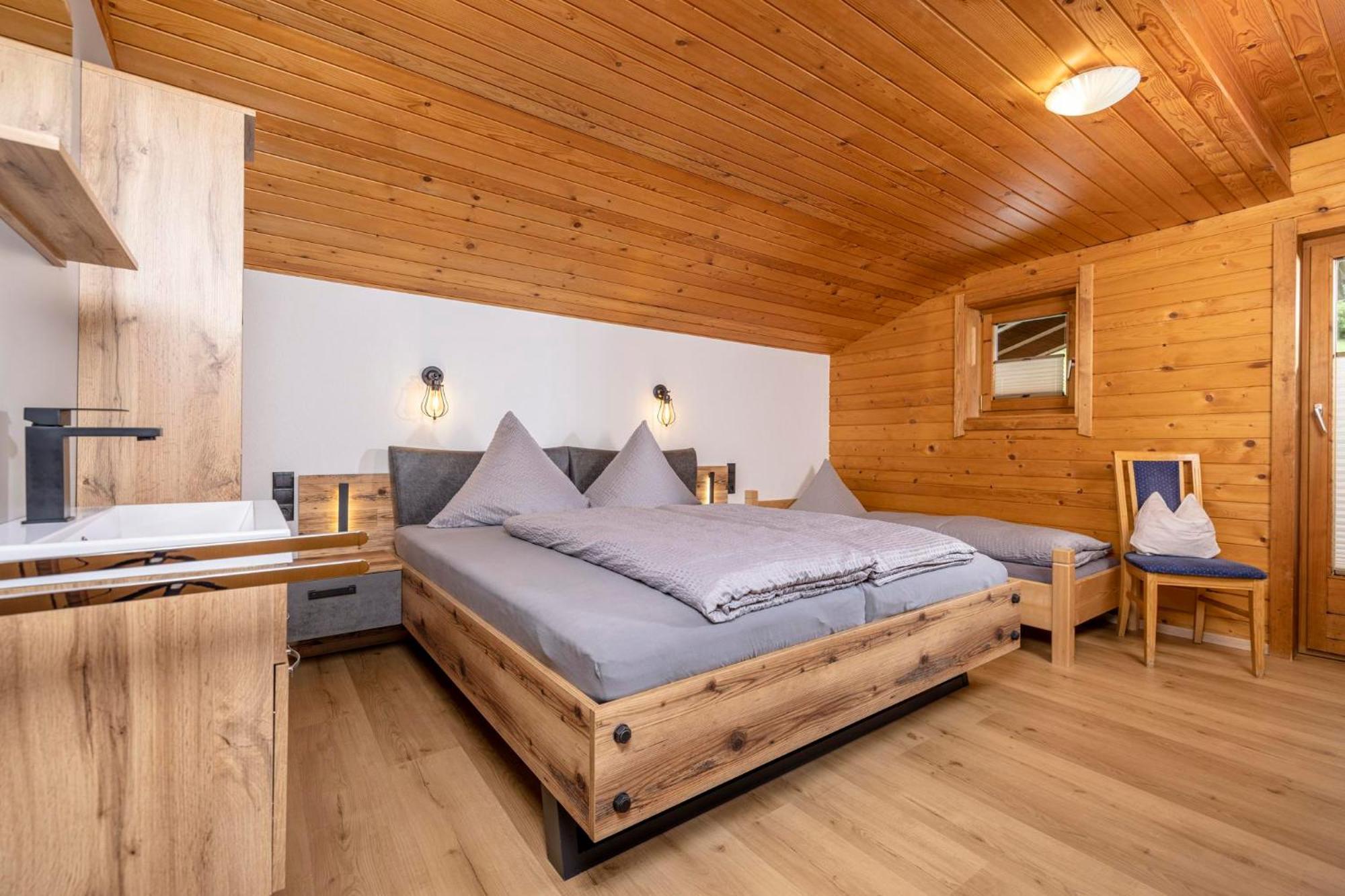 Almstueberl - Schiestl'S Ferienhuetten Mayrhofen Exteriör bild